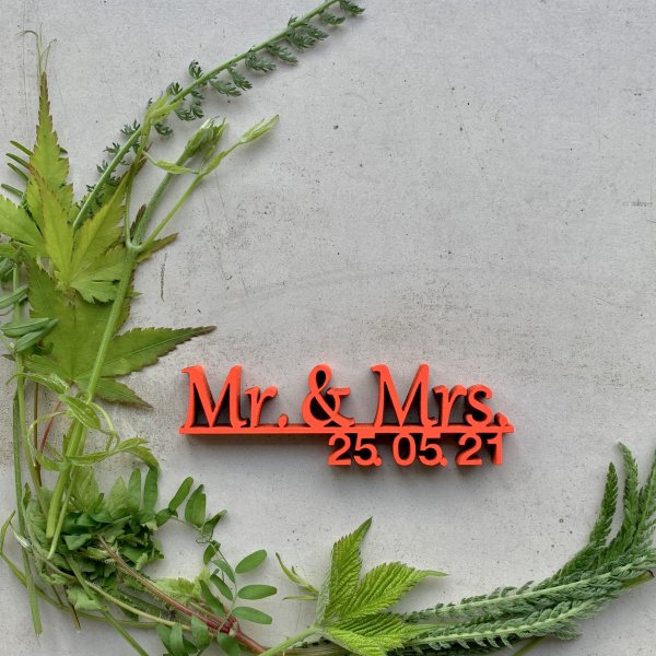 Mr & Mrs mit Datum
