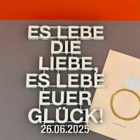 Es lebe die Liebe, es lebe eurer Glück mit Datum