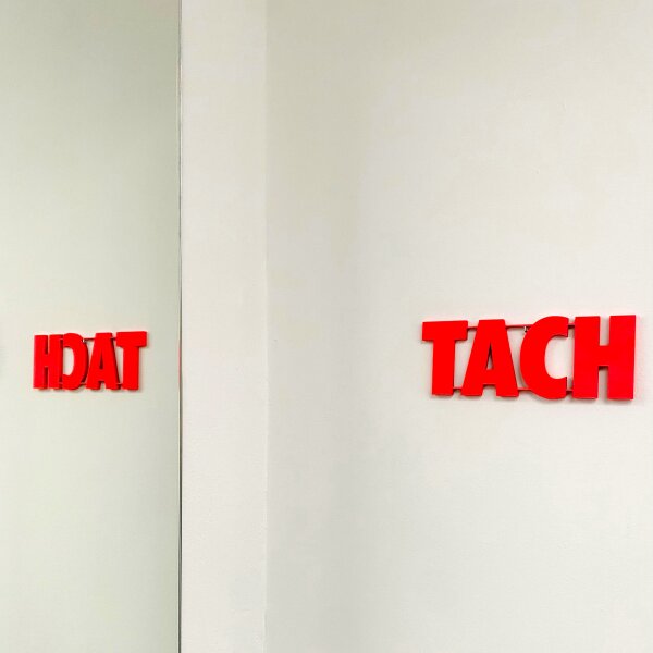 Tach