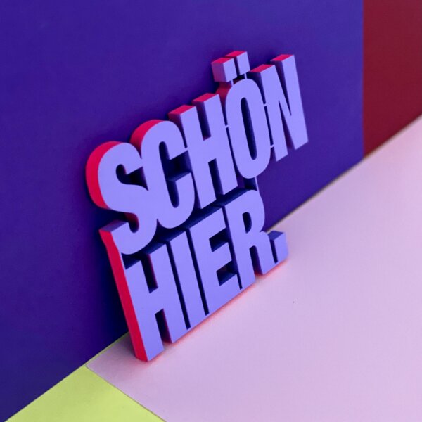 Schön hier mit Neonkante
