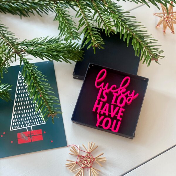 Schriftzug in der Geschenkbox