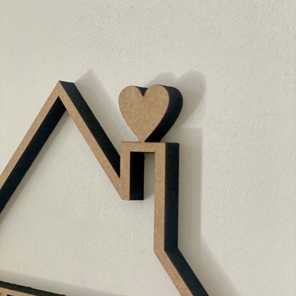 Haus mit individuellen Namen in Natur