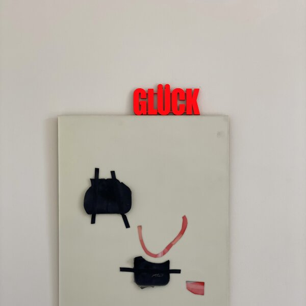 GLÜCK M